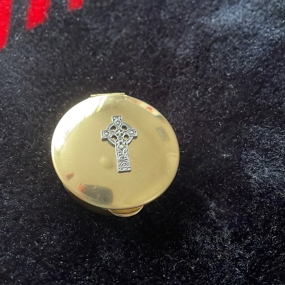 Other - Beautiful Gold Colour Box With Cross For Your Rosary Beads